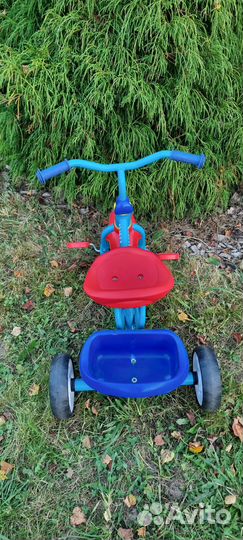 Трехколесный велосипед