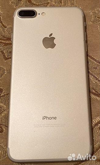 Телефон iPhone 7 plus