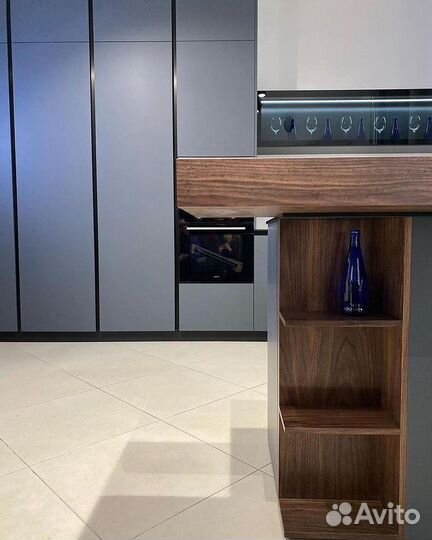 Современная стильная кухня