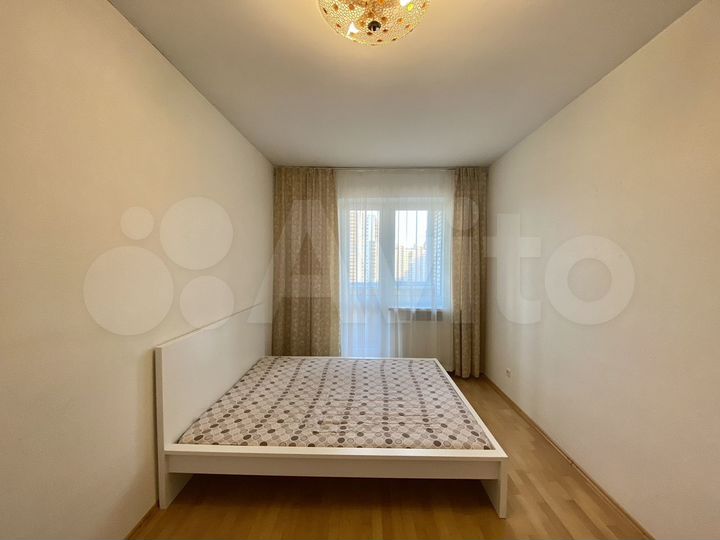 2-к. квартира, 66 м², 13/18 эт.