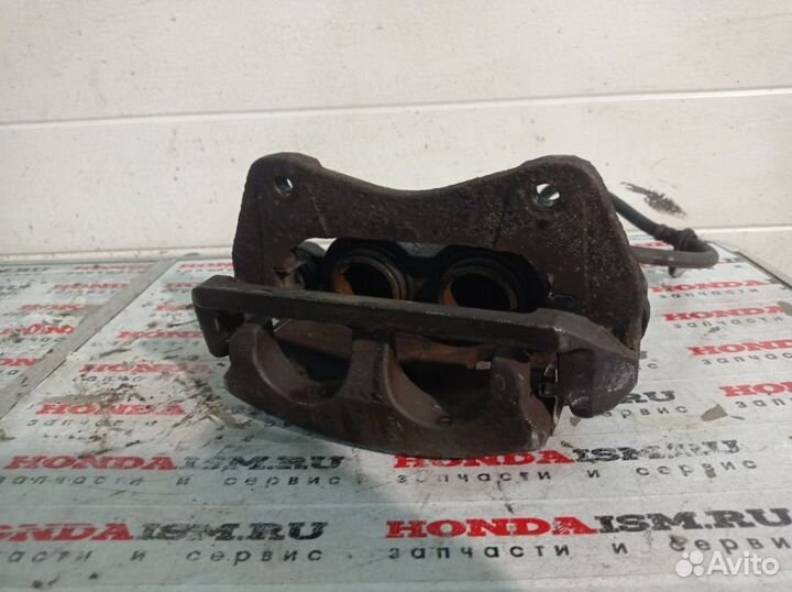 Суппорт тормозной передний левый Honda Pilot YF4
