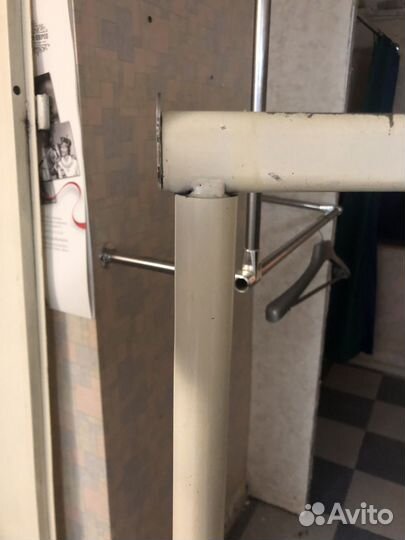 Вешалка напольная