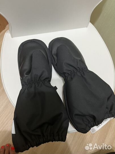 Варежки Reima 0, новые