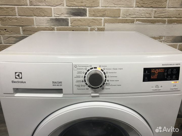 Стиральная машина Electrolux 8 кг с сушкой 4 кг