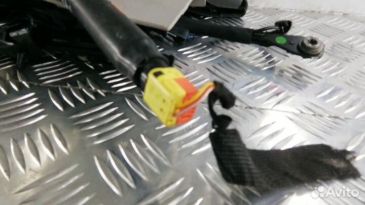 Ремень безопасности с пиропатроном Opel Mokka