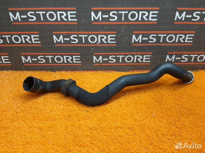 Патрубок радиатора верхний Mercedes-Benz M-Class