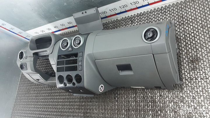 Торпедо Ford Fusion I (2002–2012)