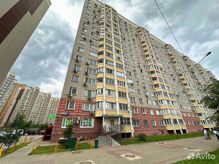 Помещение с арендатором - 98 м²