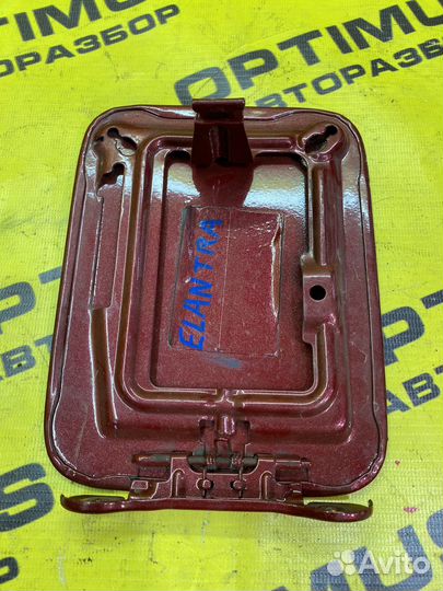 Лючок бензобака Hyundai Elantra XD