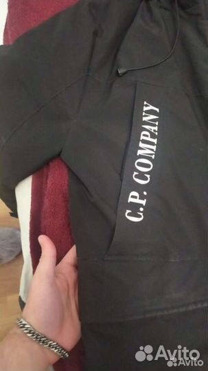 Осенний-зимний пуховик Cp.Company