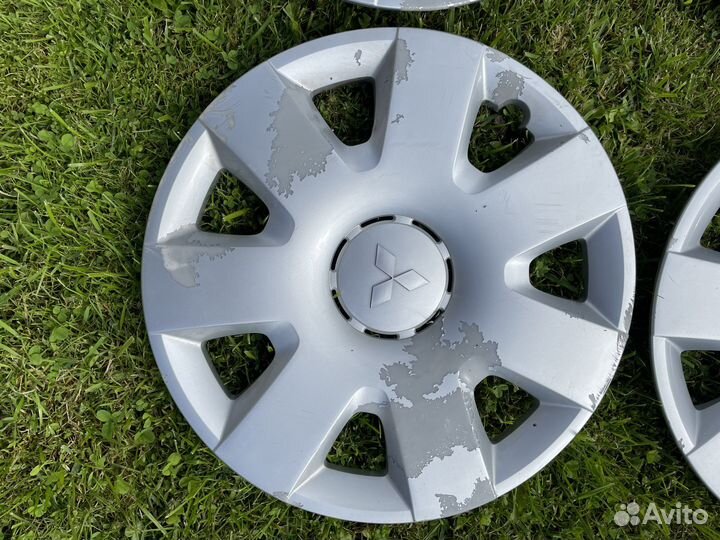 Комплект колпаков r16 Mitsubishi