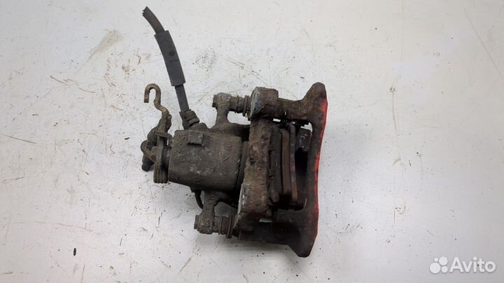 Суппорт правый задний Audi TT (8J)