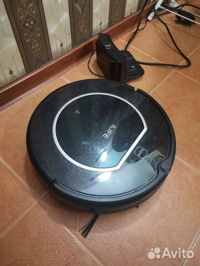 Робот пылесос ilife