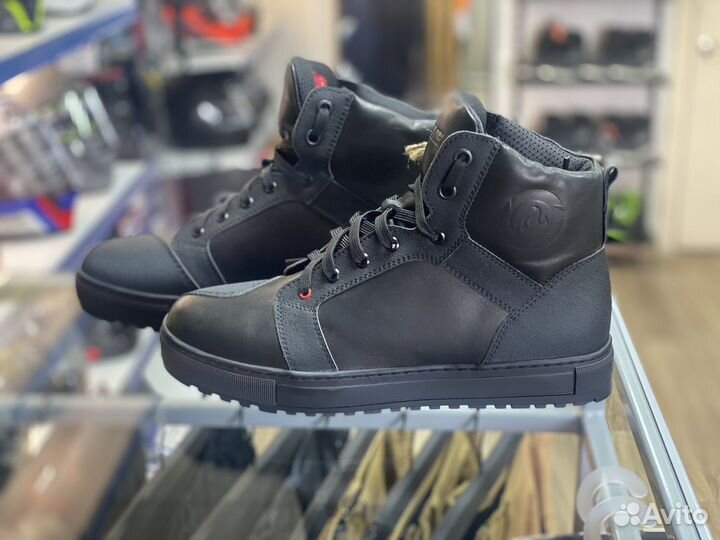 Мотоботы Inflame Street Racer