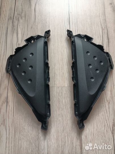 Заглушки противотуманок Тойота Приус (15-18г.в.)