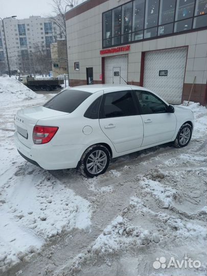 LADA Granta 1.6 МТ, 2020, 130 000 км