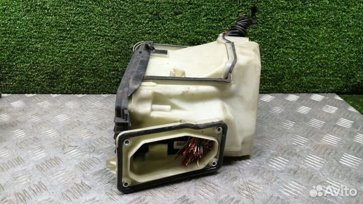 Блок предохранителей Mercedes-Benz E-Class