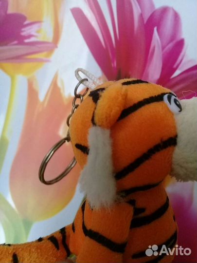 Мягкая игрушка - брелок тигр