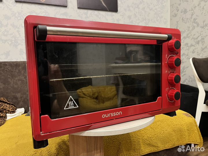 Электрическая мини печь духовка красная