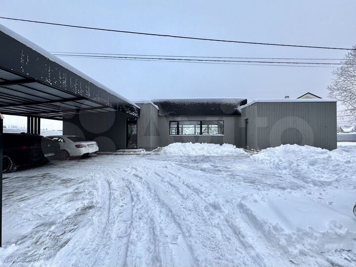 Дом 251 м² на участке 14,4 сот.