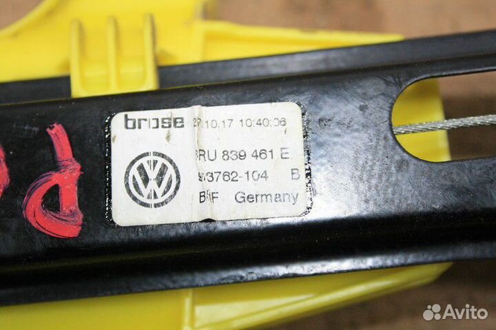 Стеклоподъемник электрический задний левый Volkswa