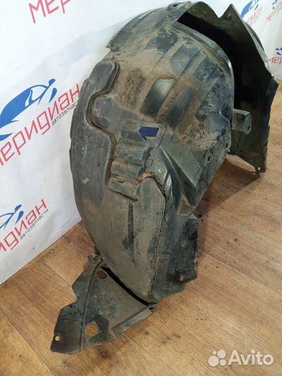 Локер передний правый Nissan Qashqai J10 2008