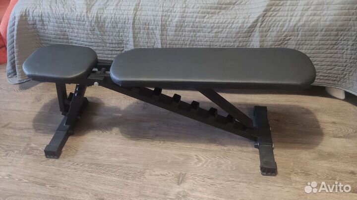 Наклонная скамья