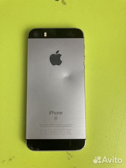 iPhone SE, 16 ГБ