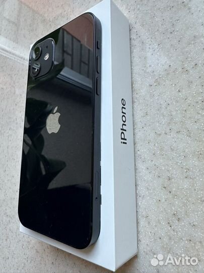 iPhone 12, 64 ГБ