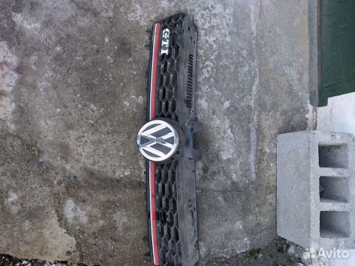 Решетка радиатора golf 7 2016