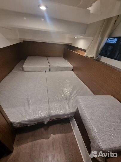 Катер Jeanneau Merry Fisher 1095 FLY+2 Yamaha 300