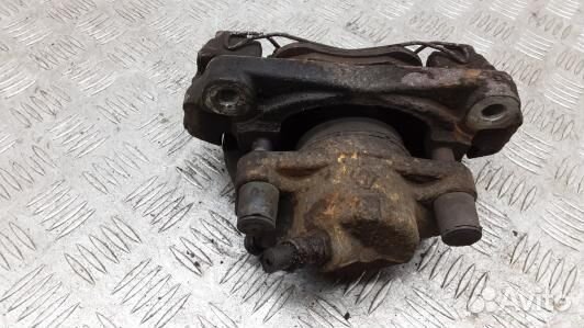 Суппорт тормозной передний правый renault megane 3