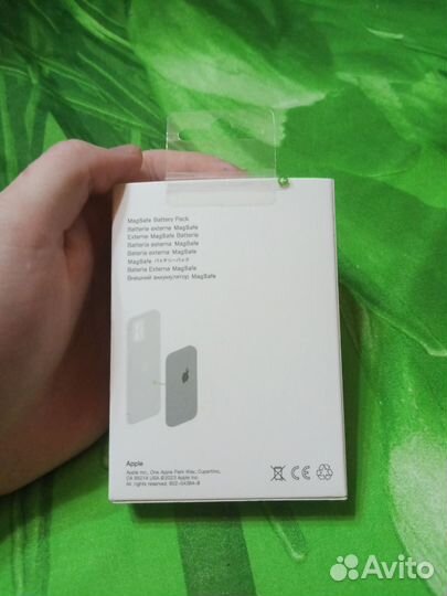 Повербанк apple