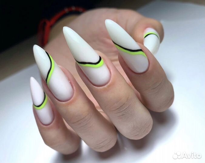 Маникюр с покрытием гель-лаком