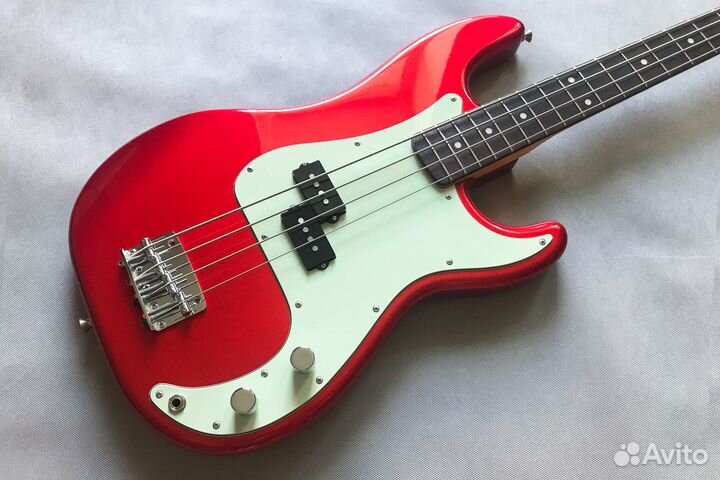 Бас History SZ-P2M, Япония, Fujigen, 2006