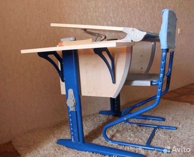 Растущая парта и стул дэми