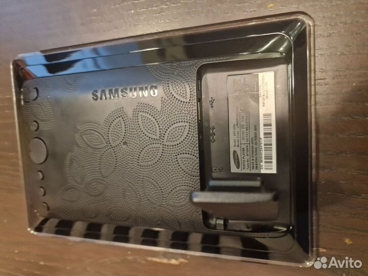 Фоторамка Samsung SPF-87H