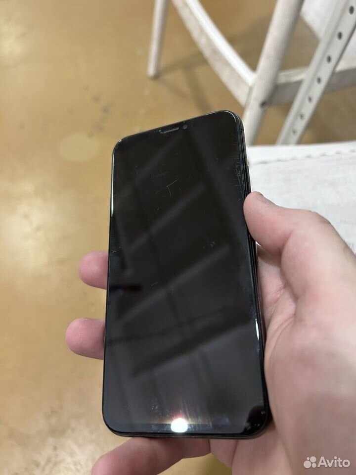 iPhone Xs, 256 ГБ