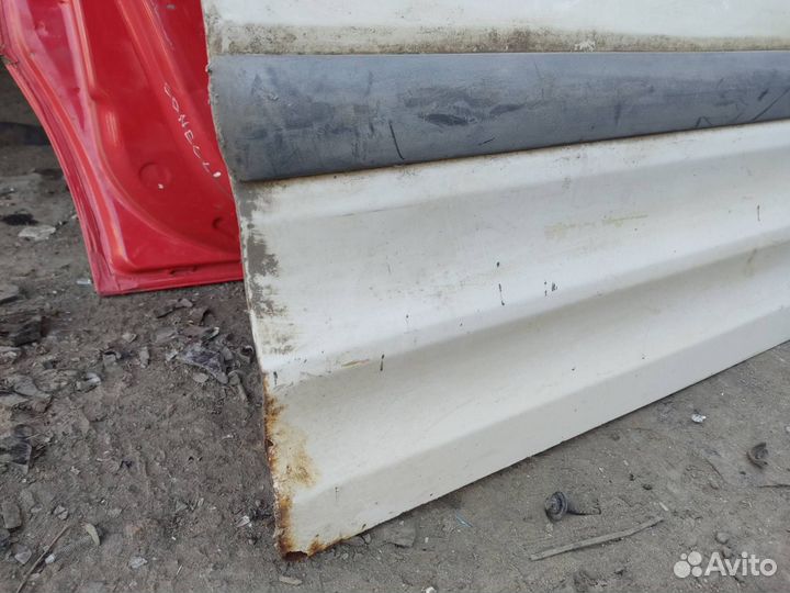 Дверь передняя правая Форд Коннект 02-13г