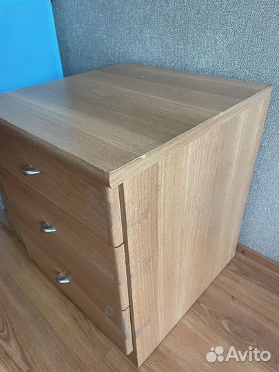 Тумба прикроватная