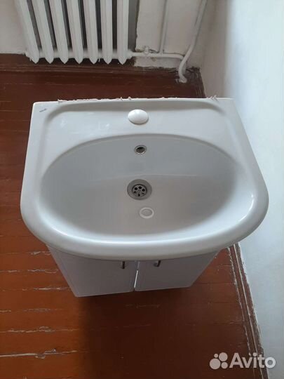 Тумба для ванной новая