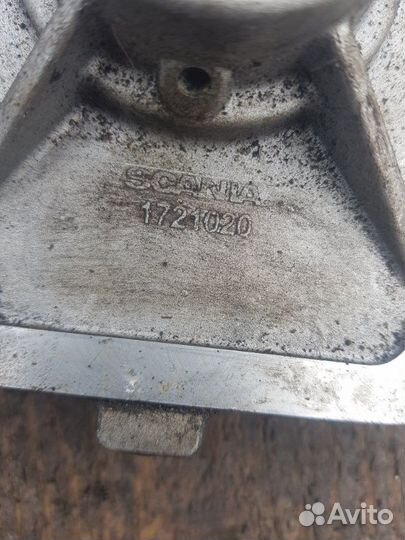 Крышка кпп Scania