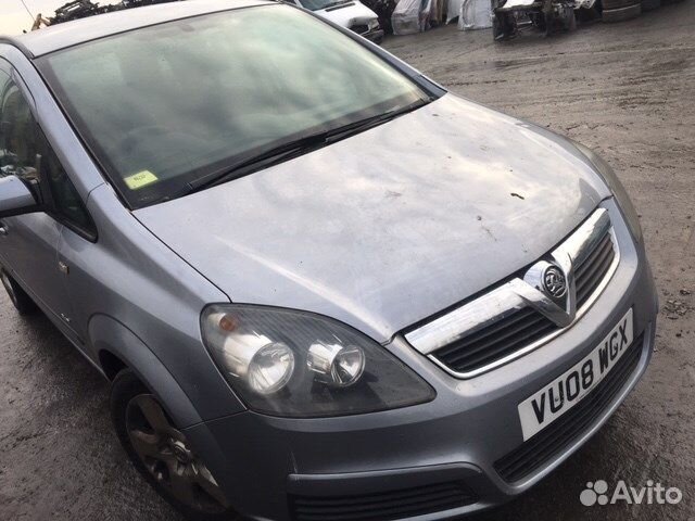 Разбор на запчасти Opel Zafira B