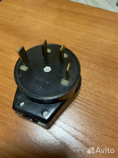 Вилка три фазы