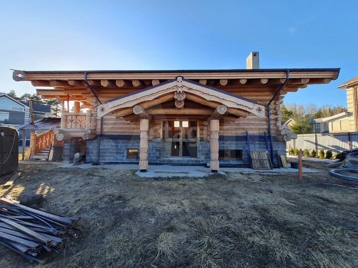 Коттедж 163 м² на участке 12,5 сот.