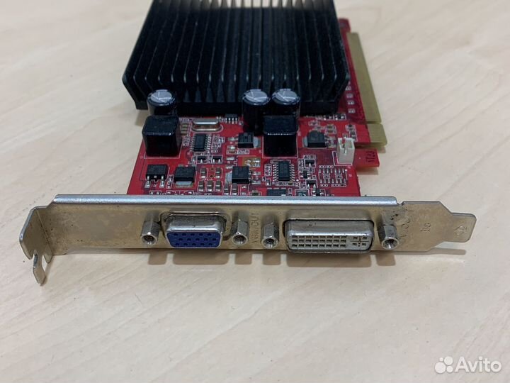 Видеокарта GeForce GF210 512Mb gddr2 64bit