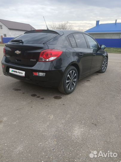 Chevrolet Cruze 1.6 AT, 2012, 141 111 км