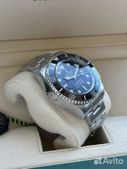 Часы Rolex Deepsea, 2022