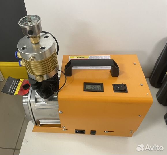 Компрессор вд 2х ступ. 220 Вольт с автоотключением