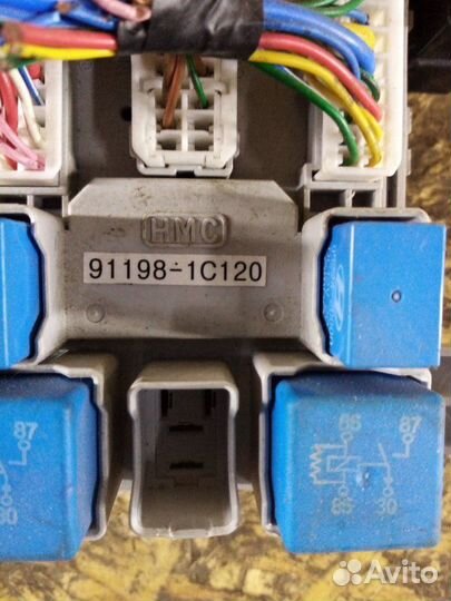 Блок предохранителей Hyundai Getz